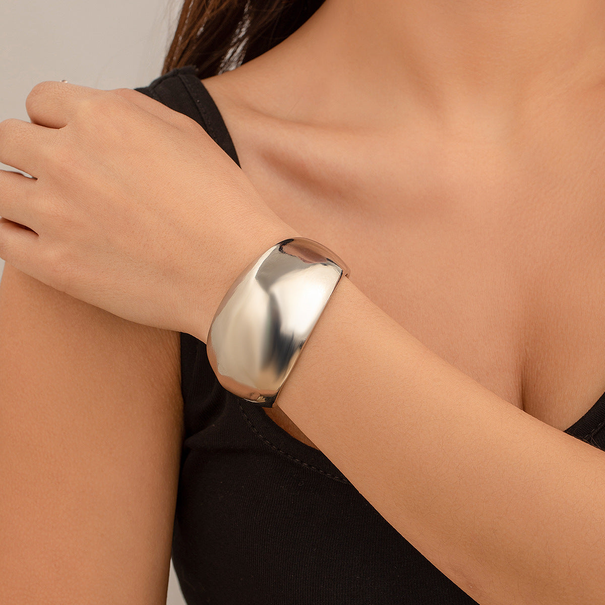 Planderful Vienna Verve Personalized Square Spring Opening Bracelet For Women Geometric Statement