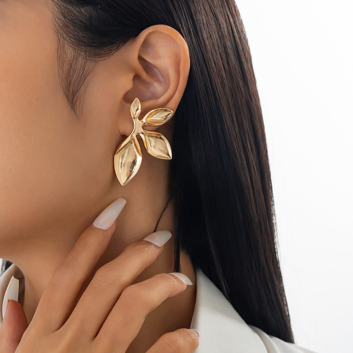 Planderful Vienna Verve Earrings – Elegant Retro Petal Design