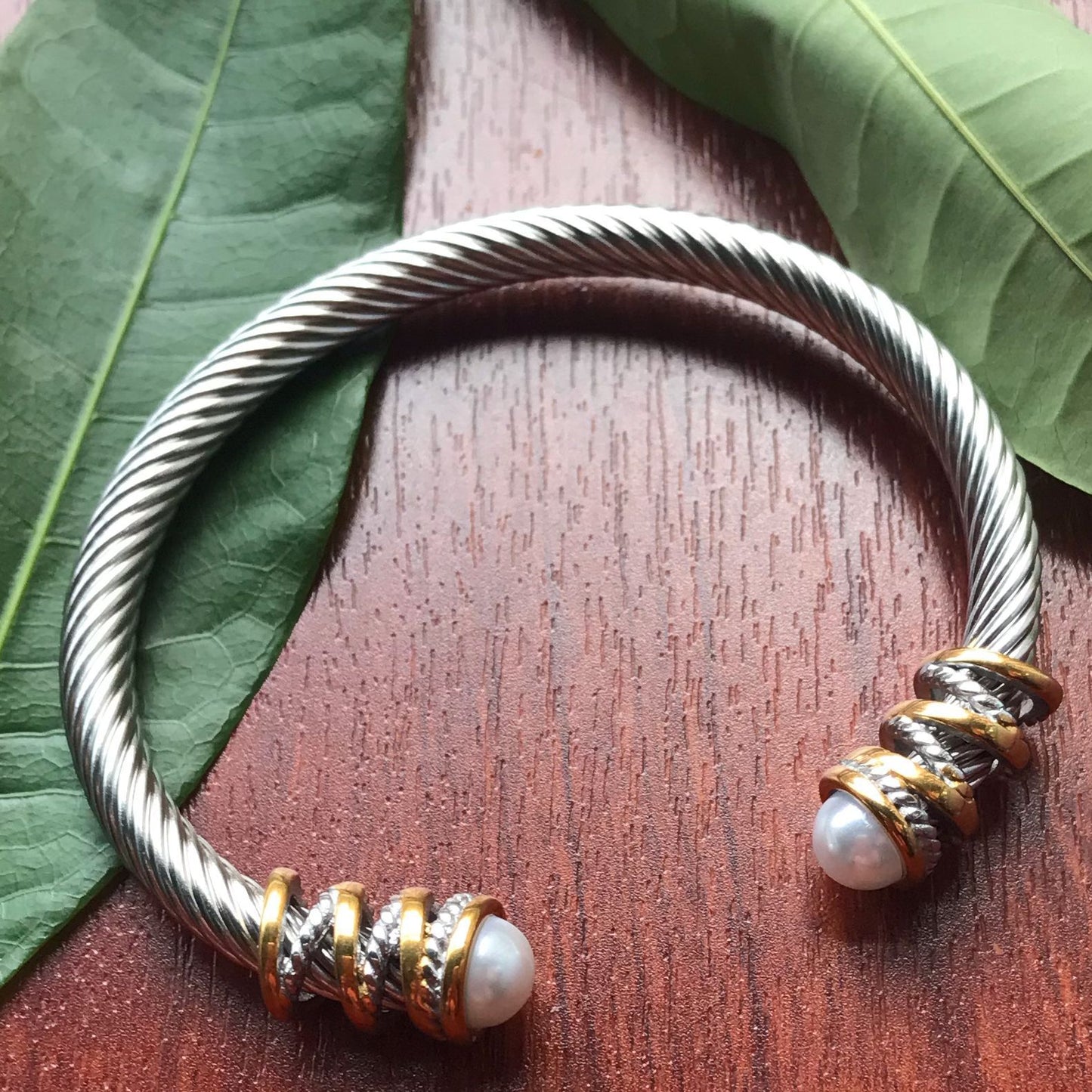 Planderful Everyday Genie Stainless Steel Cable Bracelet For Women Durable Sleek Modern Jewelry