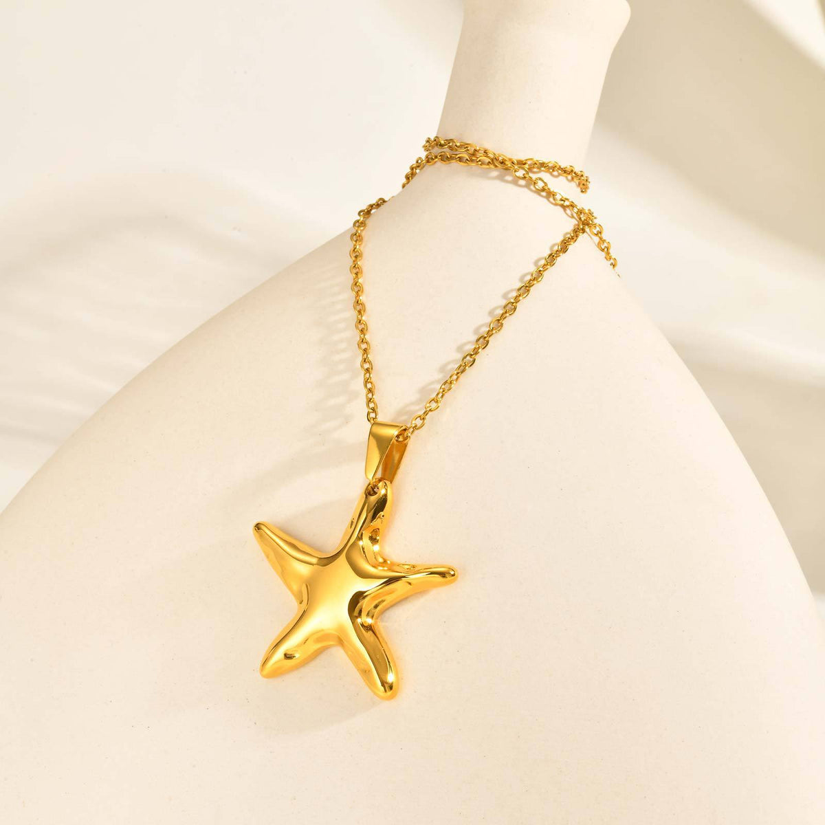 Ocean Wind Stainless Steel Gold Plated Starfish Pendant Necklace Seaside Holiday
