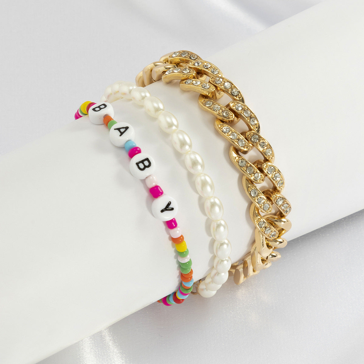 Planderful Vienna Verve Pearl Letter Bracelet For Women With Imitation Pearl And Zircon Cuban Statement Beaded Chain