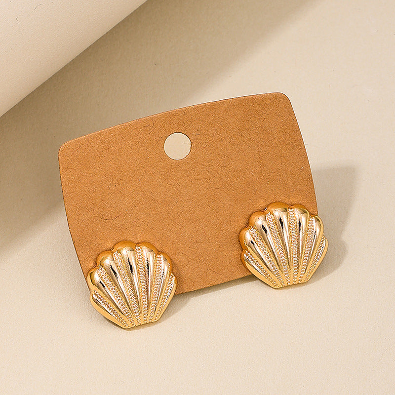 Wholesale European and American Heart Shell Earrings - Vienna Verve Collection