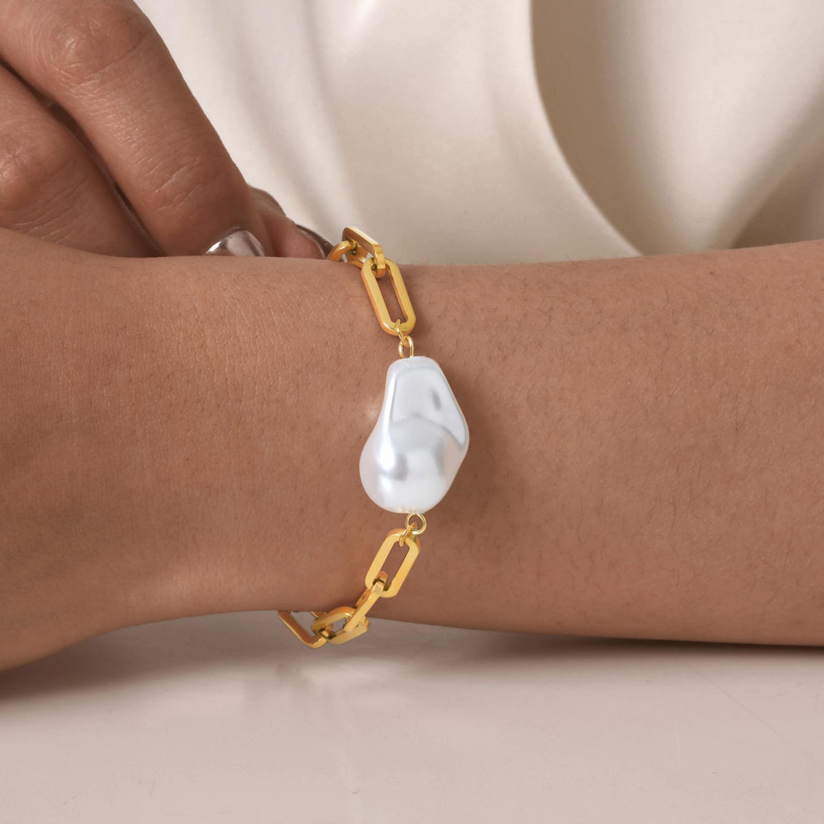 Stainless Steel Gold Imitation Baroque Pearl French Classic Bracelet