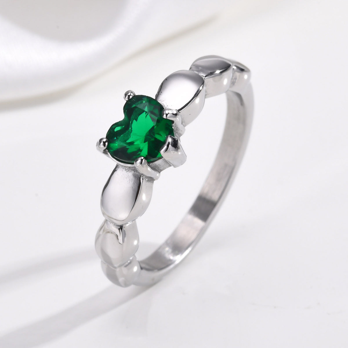 Ring Stainless Steel Green Zircon Heart Ladies