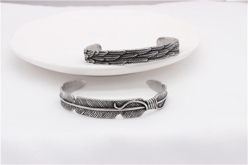Titanium Steel Bracelet Feather Charm Unisex Planderful Everyday Genie Protection Statement Jewelry