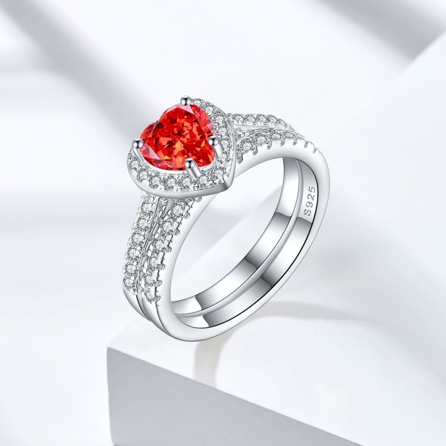 S925 Sterling Silver 1ct Flame Ice Heart-Shaped Zircon Ring