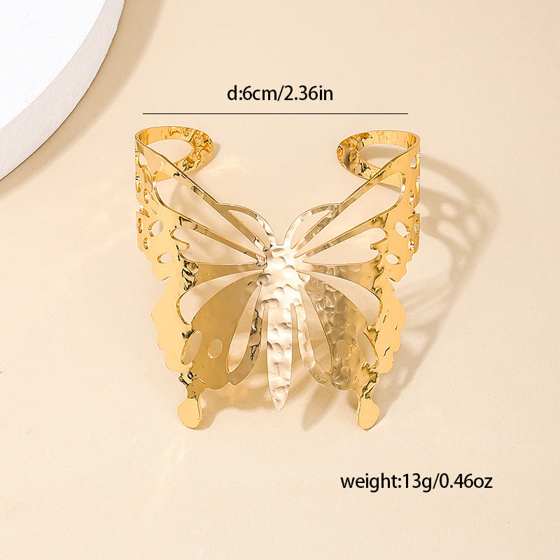 Exaggerated Retro Metal Texture Women's Bracelet with Hollowed Out Bow