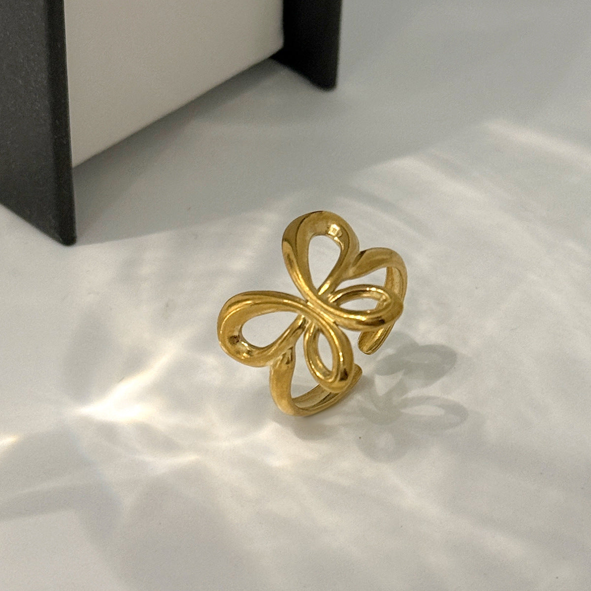 Planderful Stainless Steel Butterfly Ring For Women Vienna Verve Vacation Style Hollow Geometric Opening Jewelry