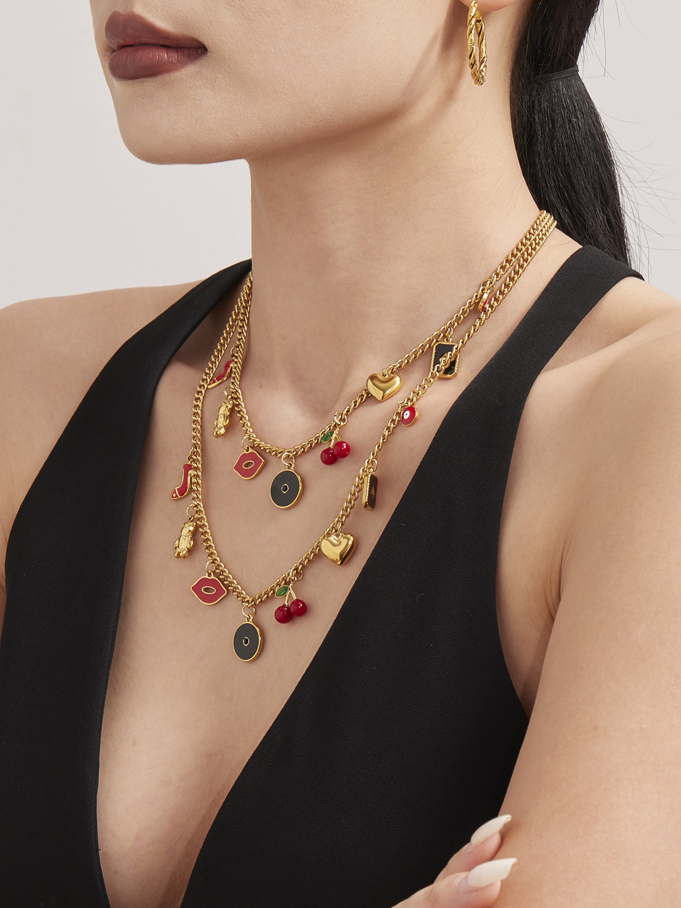 Planderful Everyday Collarbone Necklace 18K Gold Enamel