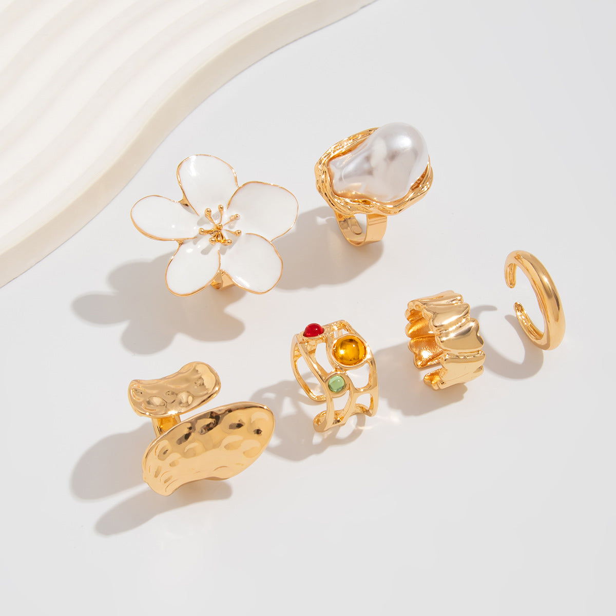 Planderful Vienna Verve Ring Set – Elegant Micro-Inlaid Design