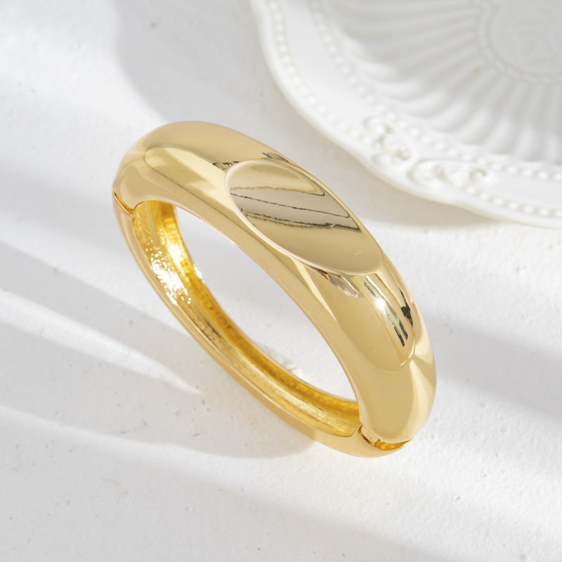 Planderful Vienna Verve Bracelet – Exaggerated Glossy Water Drop Design