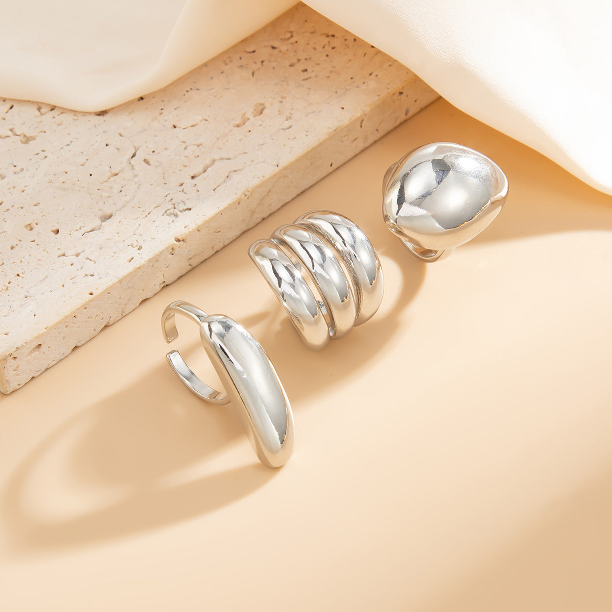 Planderful Vienna Verve Geometric Open Ring Lava Metal Texture For Modern Fashion Lovers