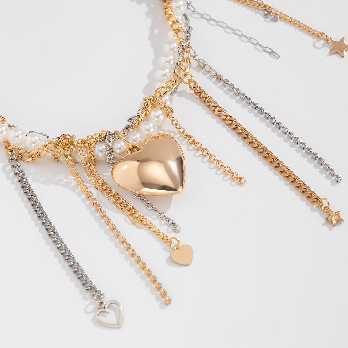 Planderful Vienna Verve Necklace – Exaggerated Heart-Shaped Pendant