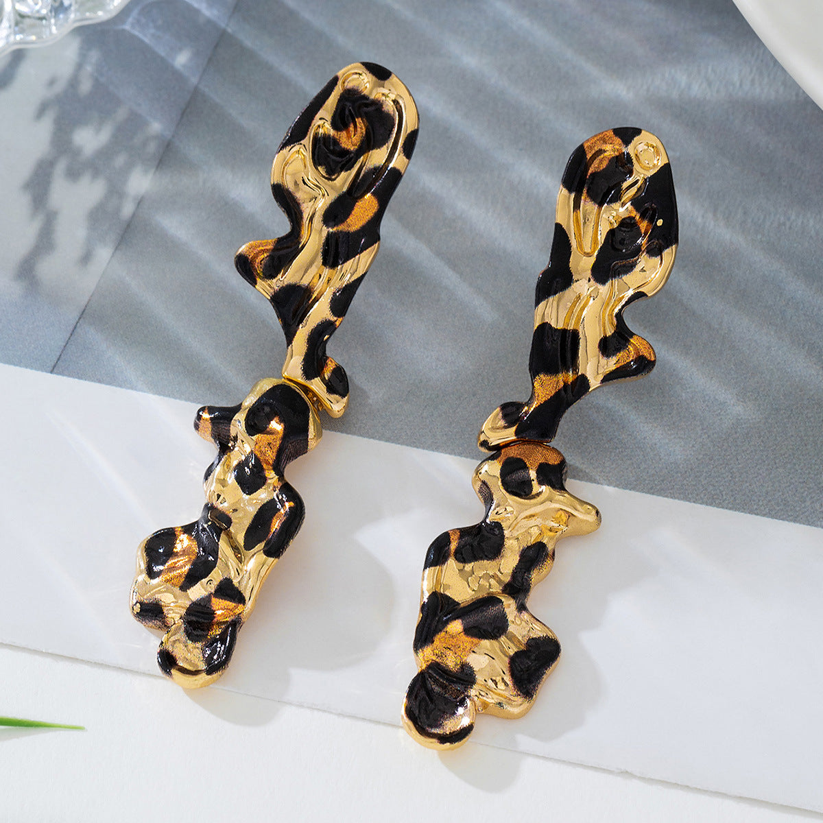 Planderful Vienna Verve Earrings – Exquisite Fashion Metal Leopard Print Design