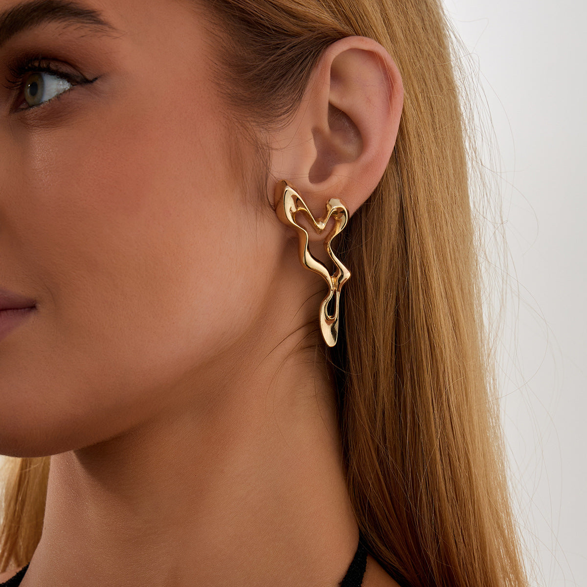 Snake Shaped Exaggerated Long Twist Earrings Planderful Vienna Verve For Women Hollow Geometric Statement