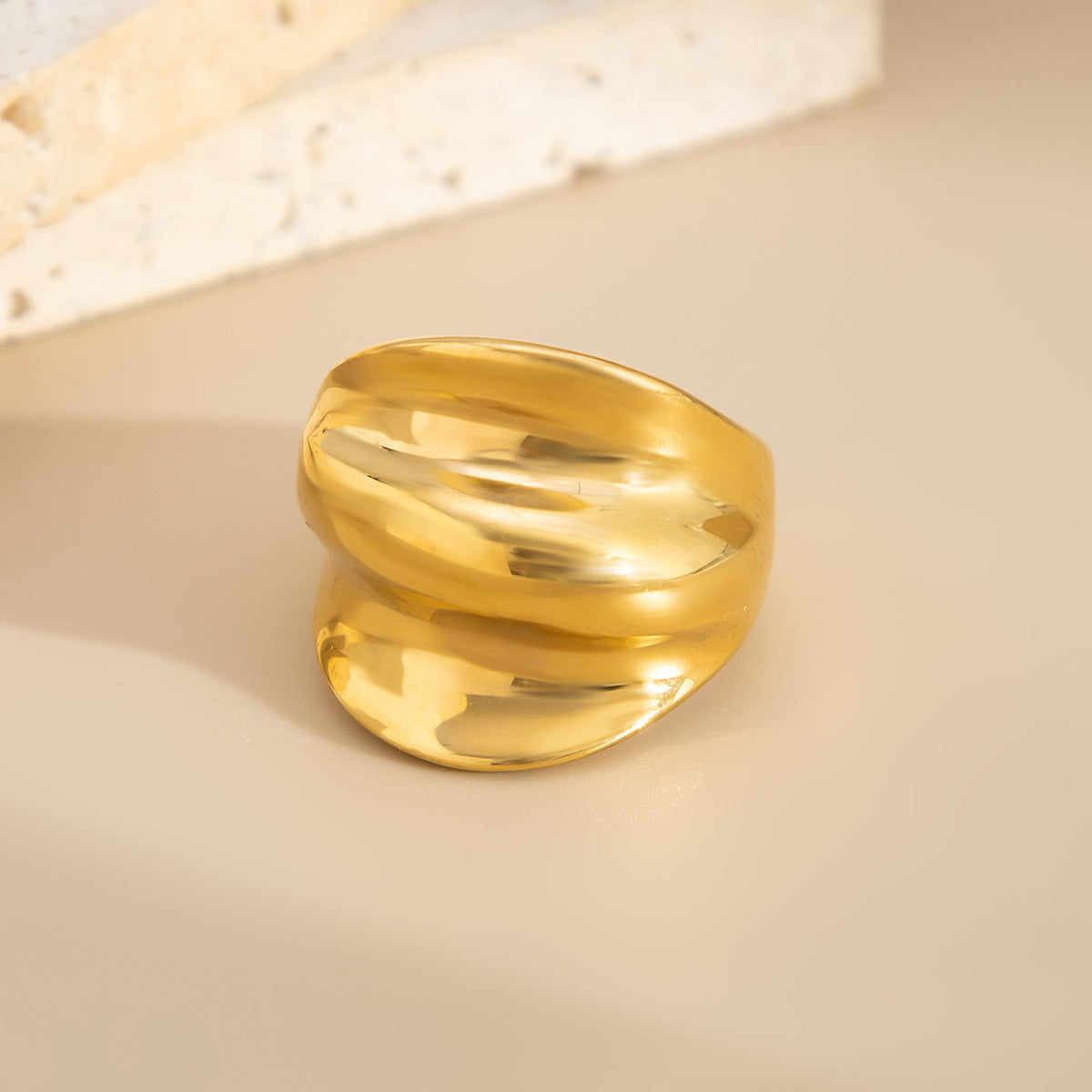 Planderful Vienna Verve Ring – Irregular Geometric Design