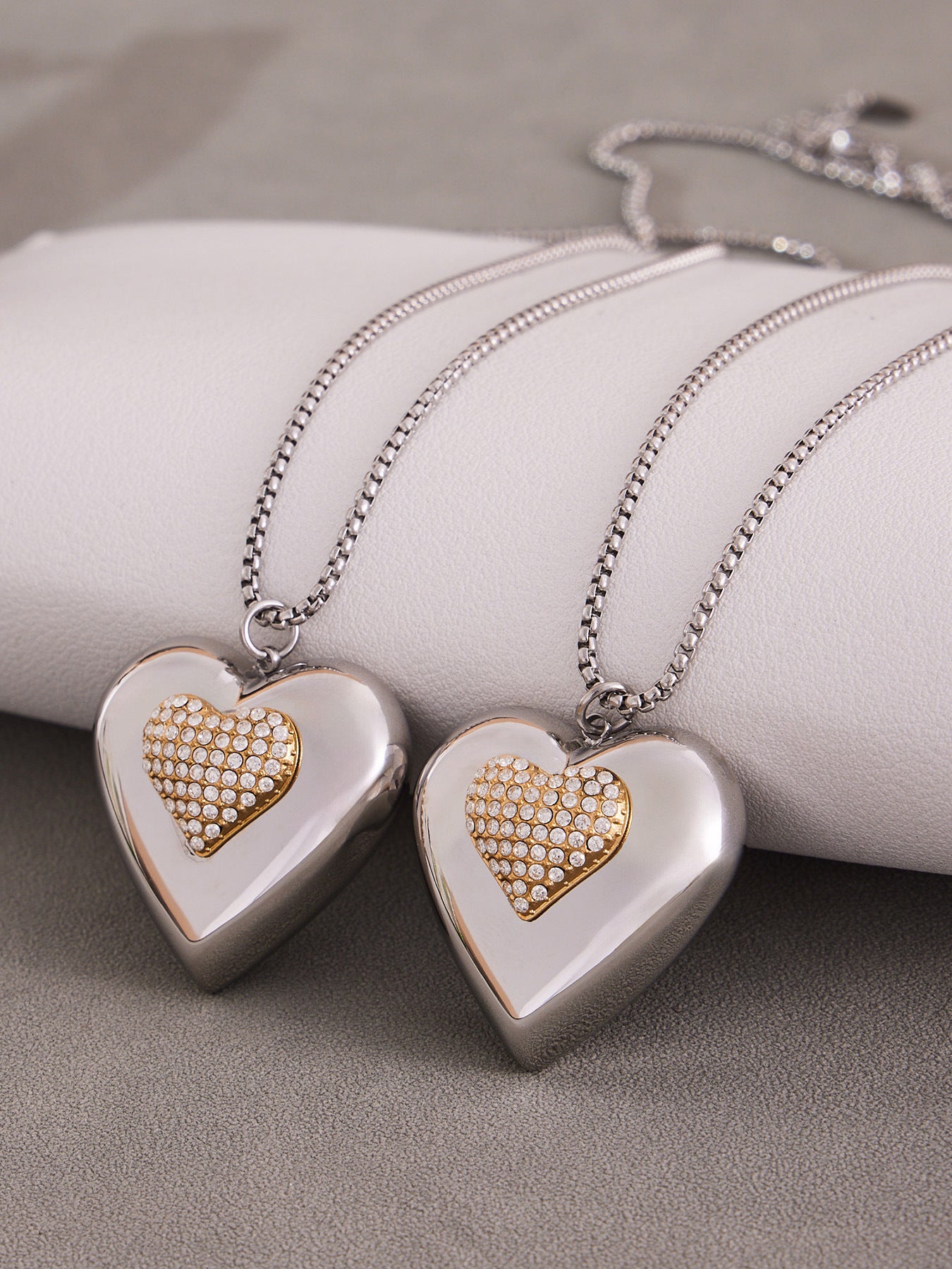 Planderful Two Tone Hollow Heart Zirconia Necklace Women