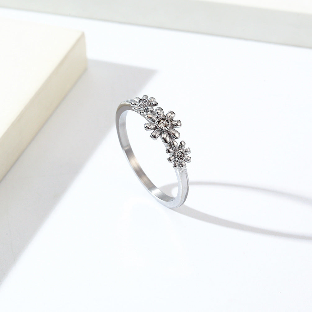Planderful Everyday Genie Daisy Titanium Steel Ring For Women Light Luxury Jewelry Sizes 5 To 10