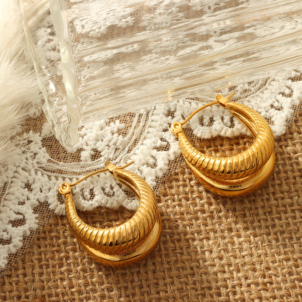 Exaggerated Geometric Gold-Plated U-Shaped Earrings with Twill Detail