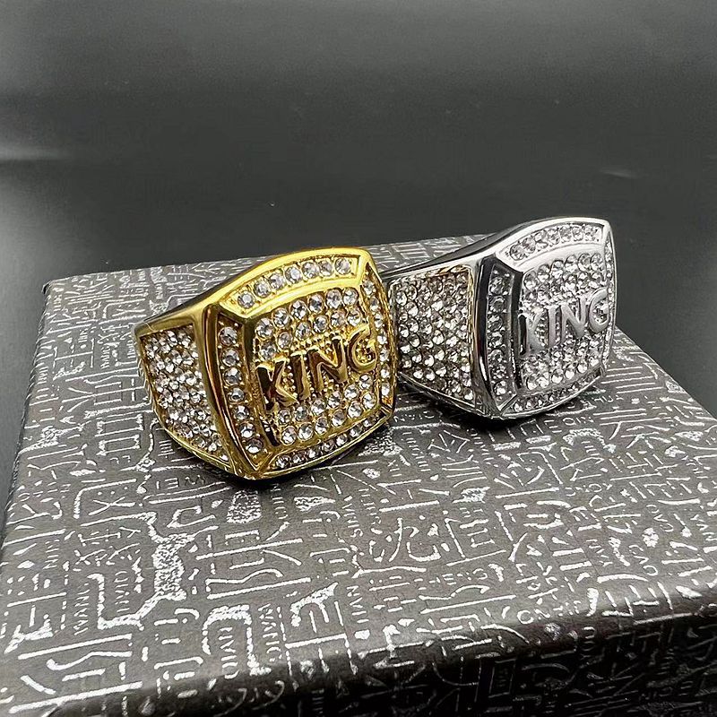 Planderful Everyday Genie Hip Hop Ring Titanium Steel Gold Plated Rhinestone King Mens Ring