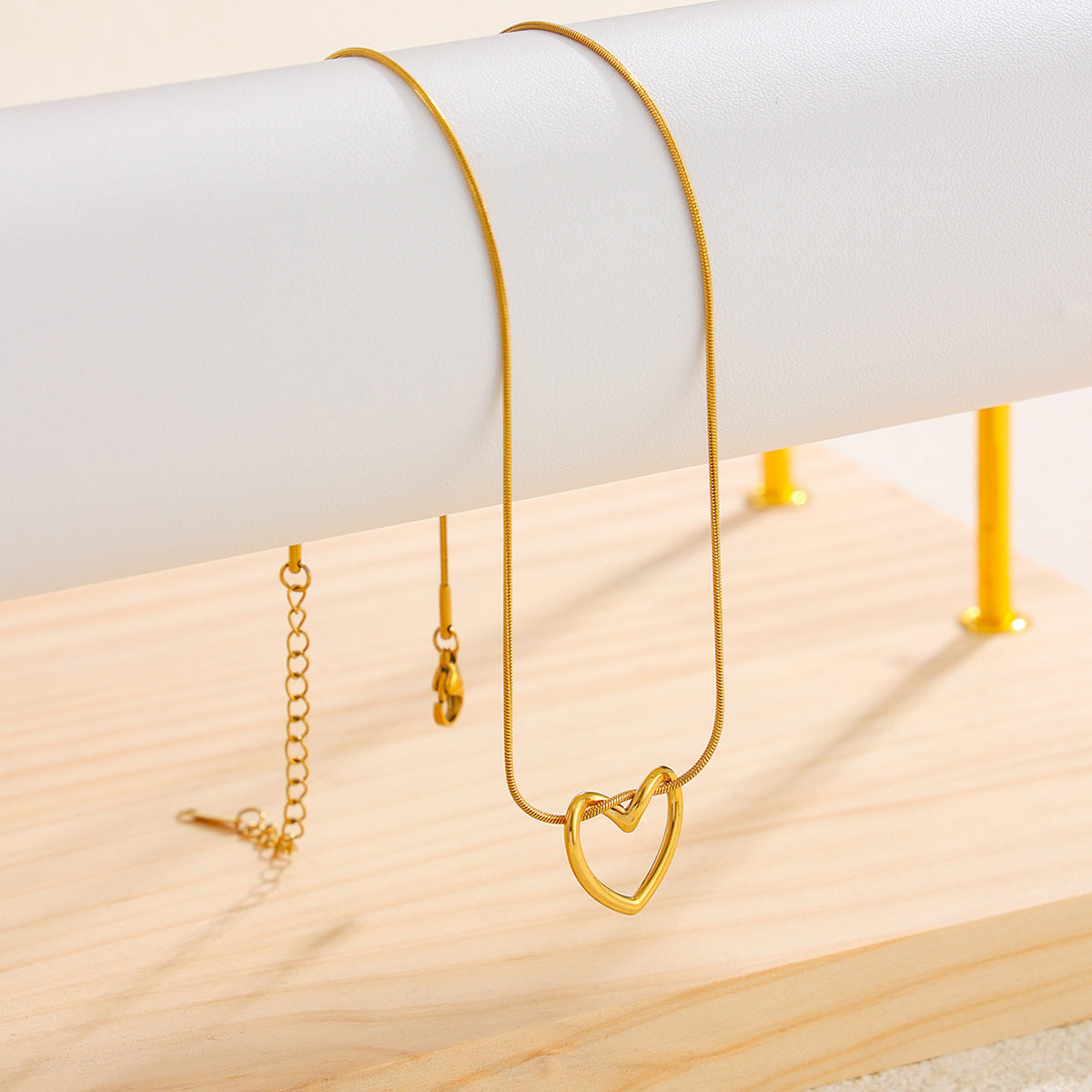 Stainless Steel Love Heart Pendant Collarbone Necklace Pvd Gold-Plated