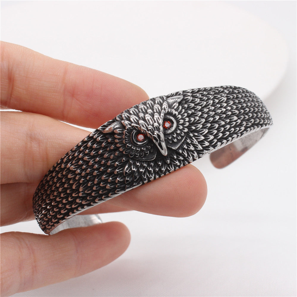 Planderful Titanium Steel Unisex Bracelet With Lion Head Owl Motif For Men And Women Premium Retro Statement Jewelry