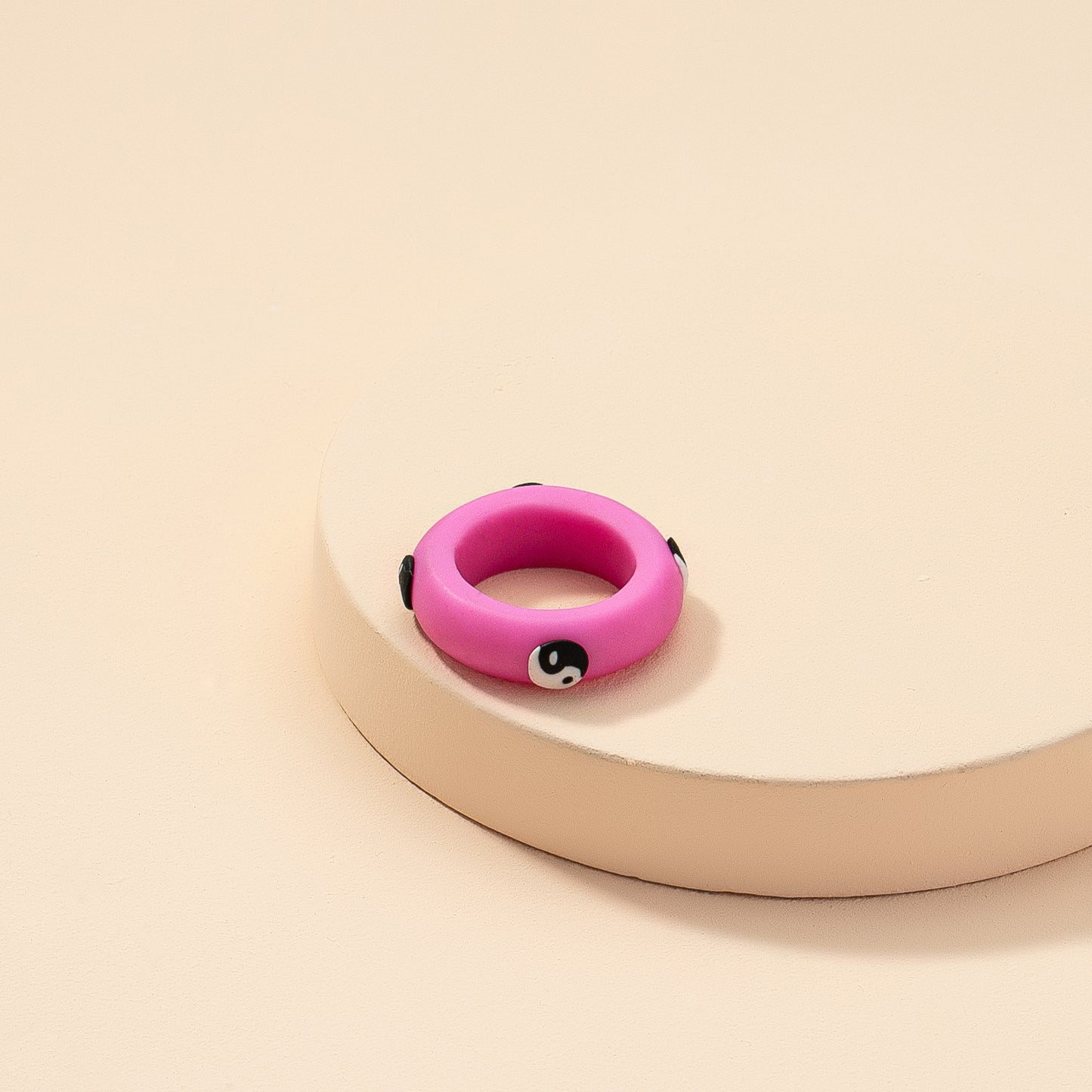 Vienna Verve Soft Pottery Ring: European and American Jewelry Statement Piece