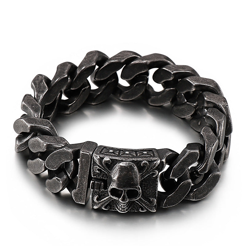 customized titanium steel Cuban link bracelet with men's skull design in European and American style