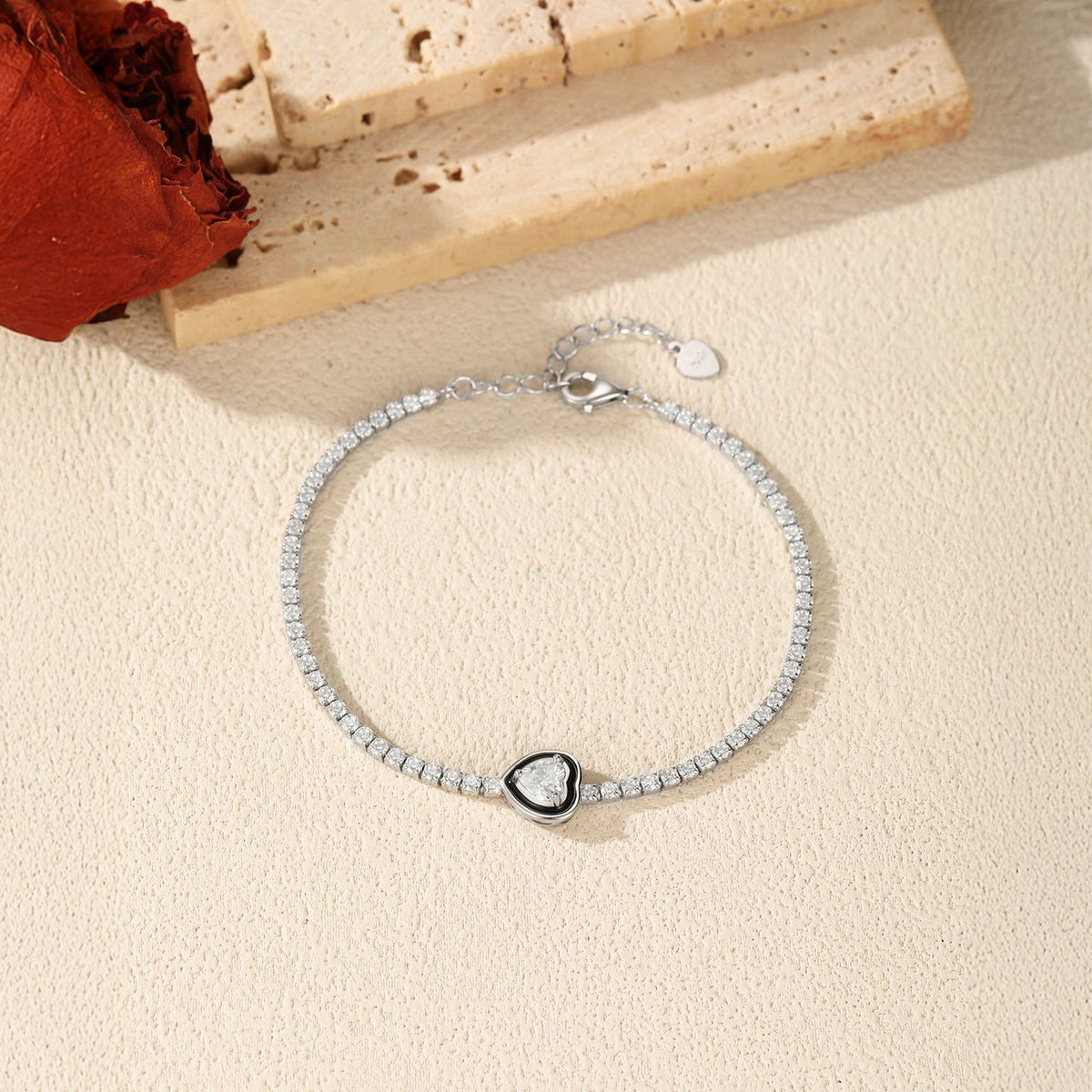 925 Sterling Silver Black Heart Enamel Zircon Bracelet