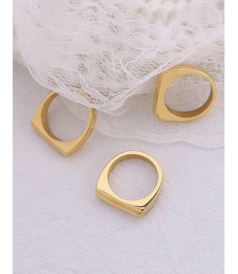 Icy Winds Retro Geometric Ring with Trendy Metal Charm Hand Jewelry