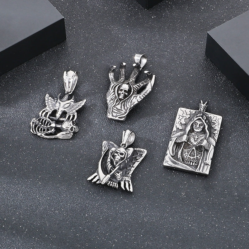 Evil Ghost Pendant, Retro Devil's Claw Masked Muse Skull Titanium Steel Pendant Necklace