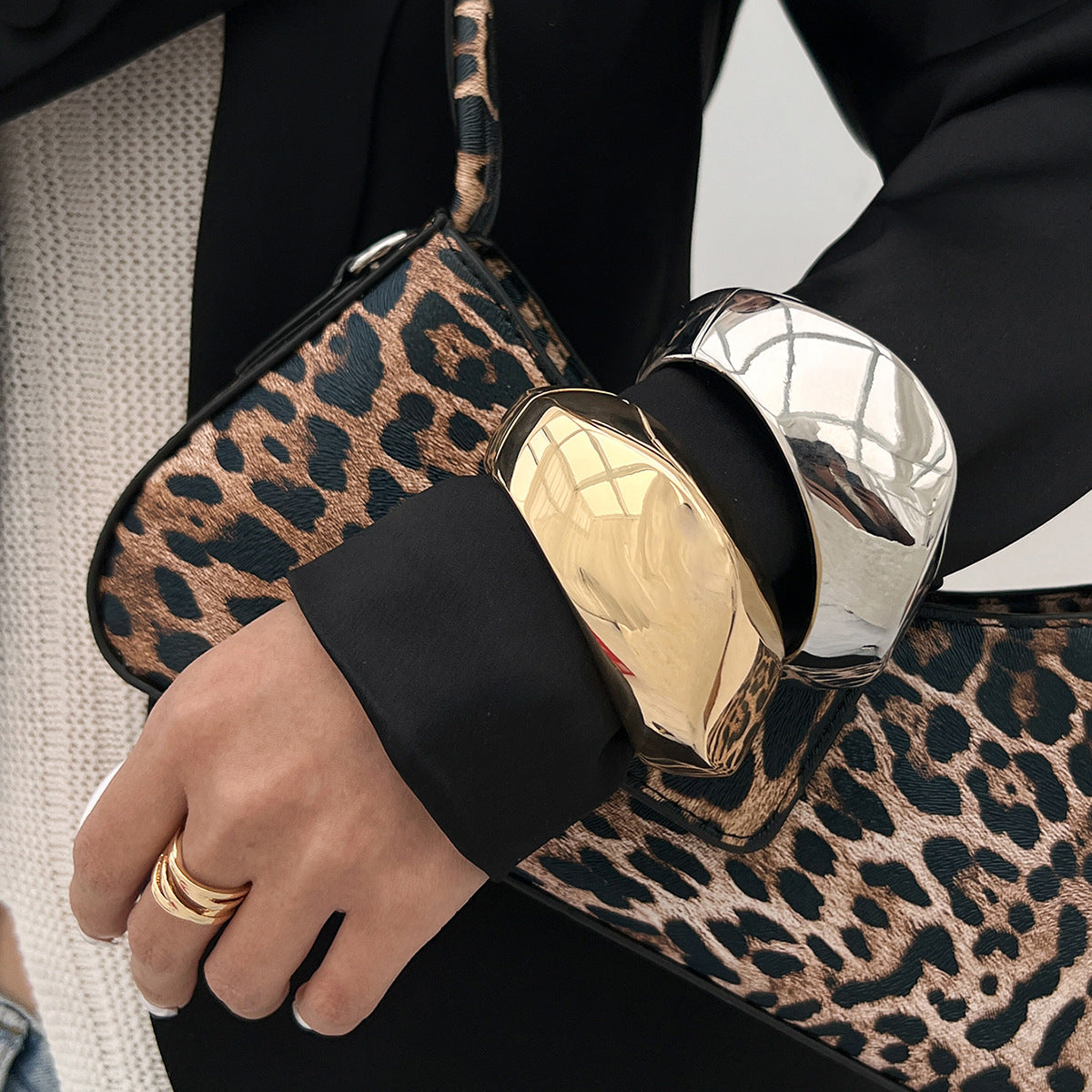 Planderful Vienna Verve Bracelet – Stylish Geometric Design