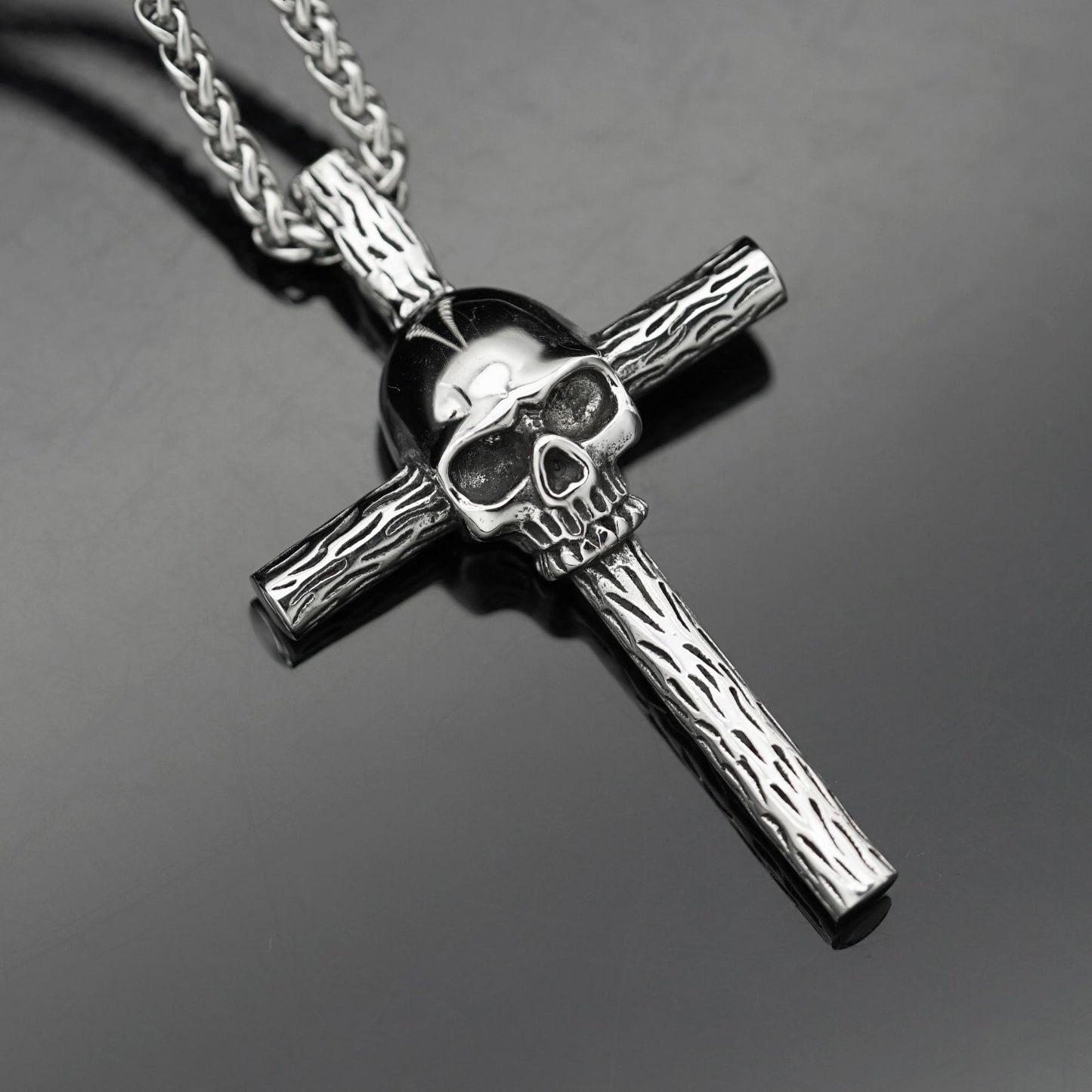 Steel Necklace – Vintage Halloween