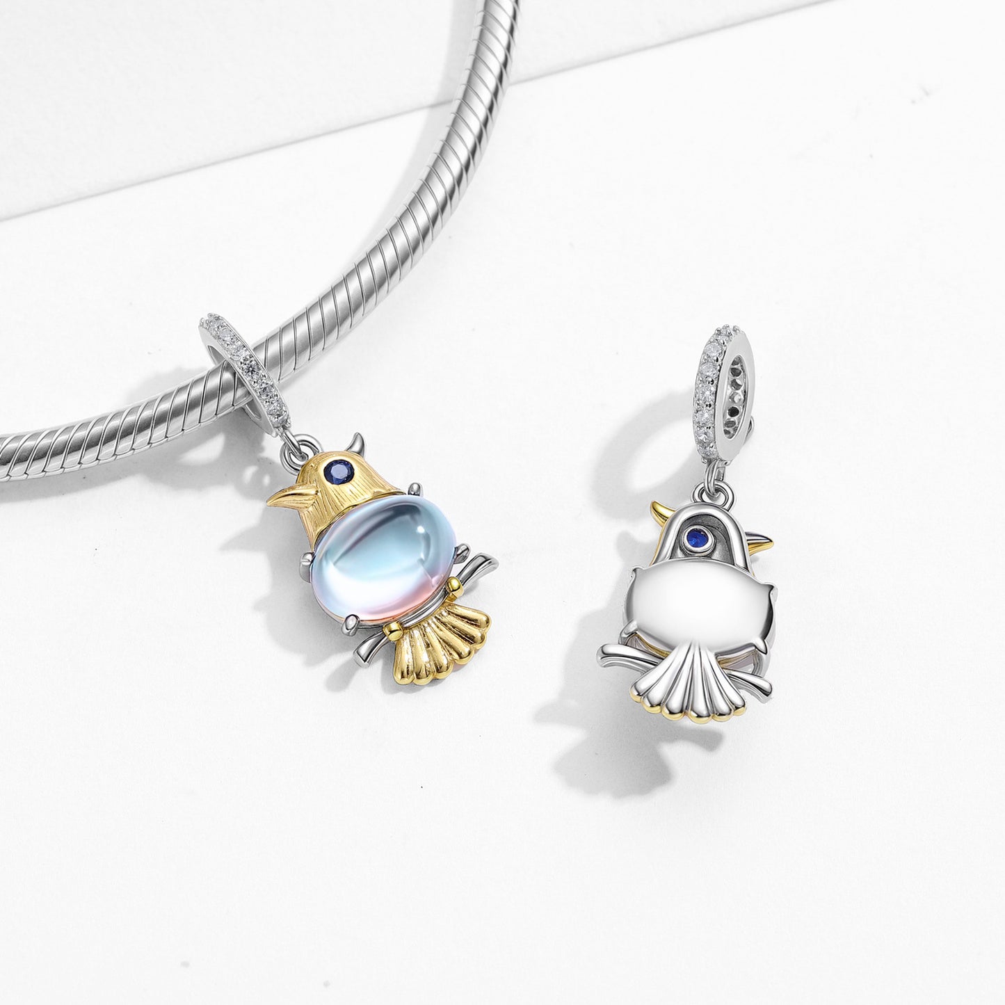 Planderful Jewelry Moonstone Pendant Necklace Silver