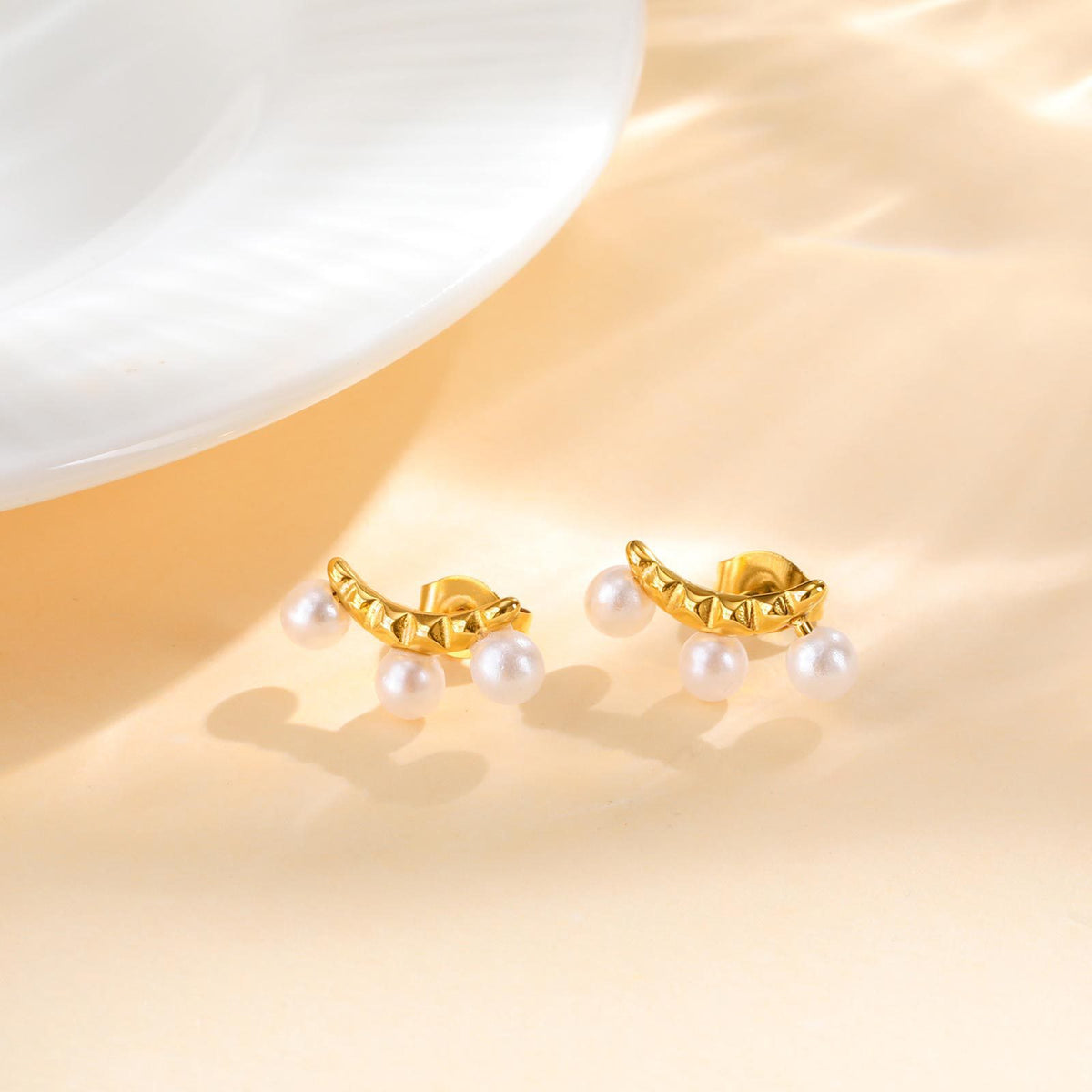 Stainless Steel Pearl Vintage Earrings