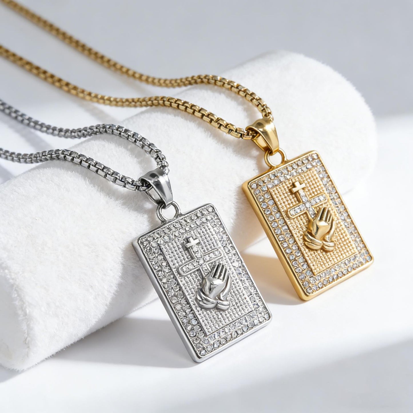 Planderful Zircon Inlaid Prayer Hand Cross Necklace For Hip Hop Fans Urban Style Premium Edition