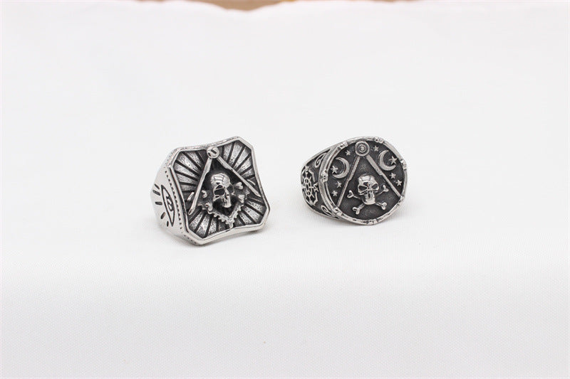 Planderful Titanium Skull Ring Unisex Durable Protective Statement for Men and Women Bold Retro Style