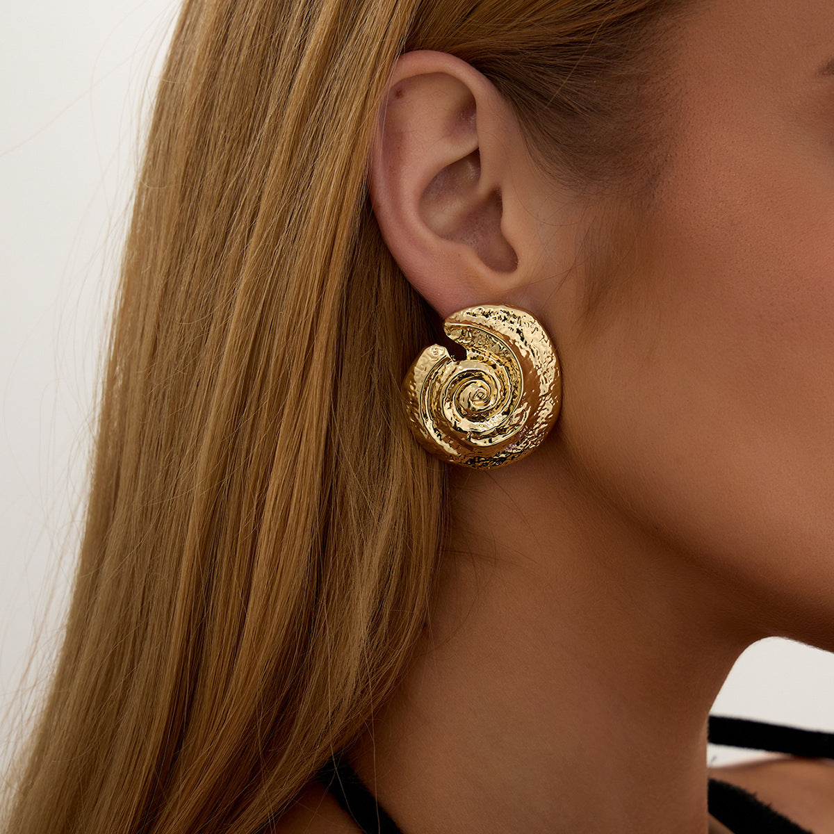 Planderful Geometric Stud Earrings Heavy Industry Texture Alloy Hammer Vortex Design For Women Statement Jewelry