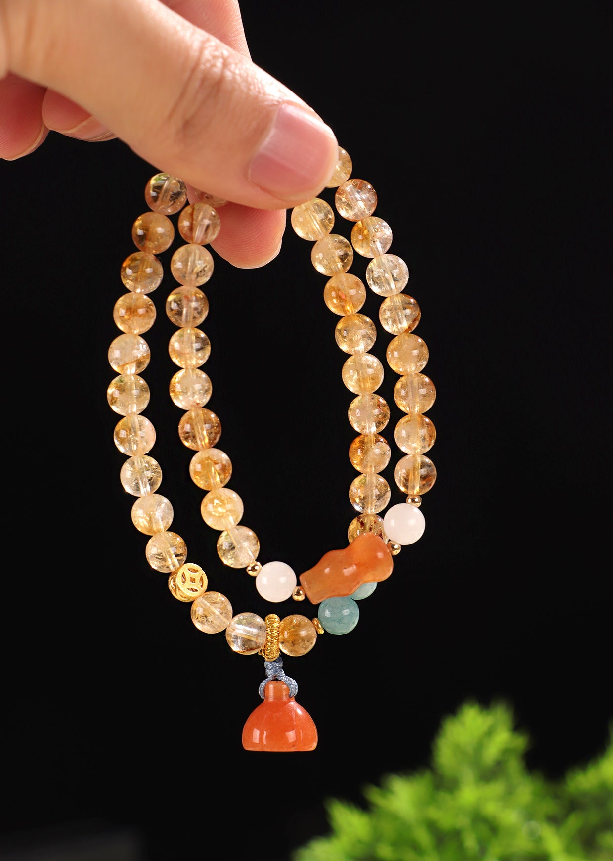 Planderful Fortune's Favor Bracelet – Ethnic Style Crystal Elegance