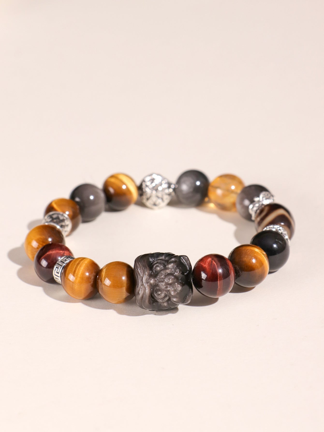 Planderful Fortune's Favor Bracelet – Natural Crystal Agate and Sandalwood Design