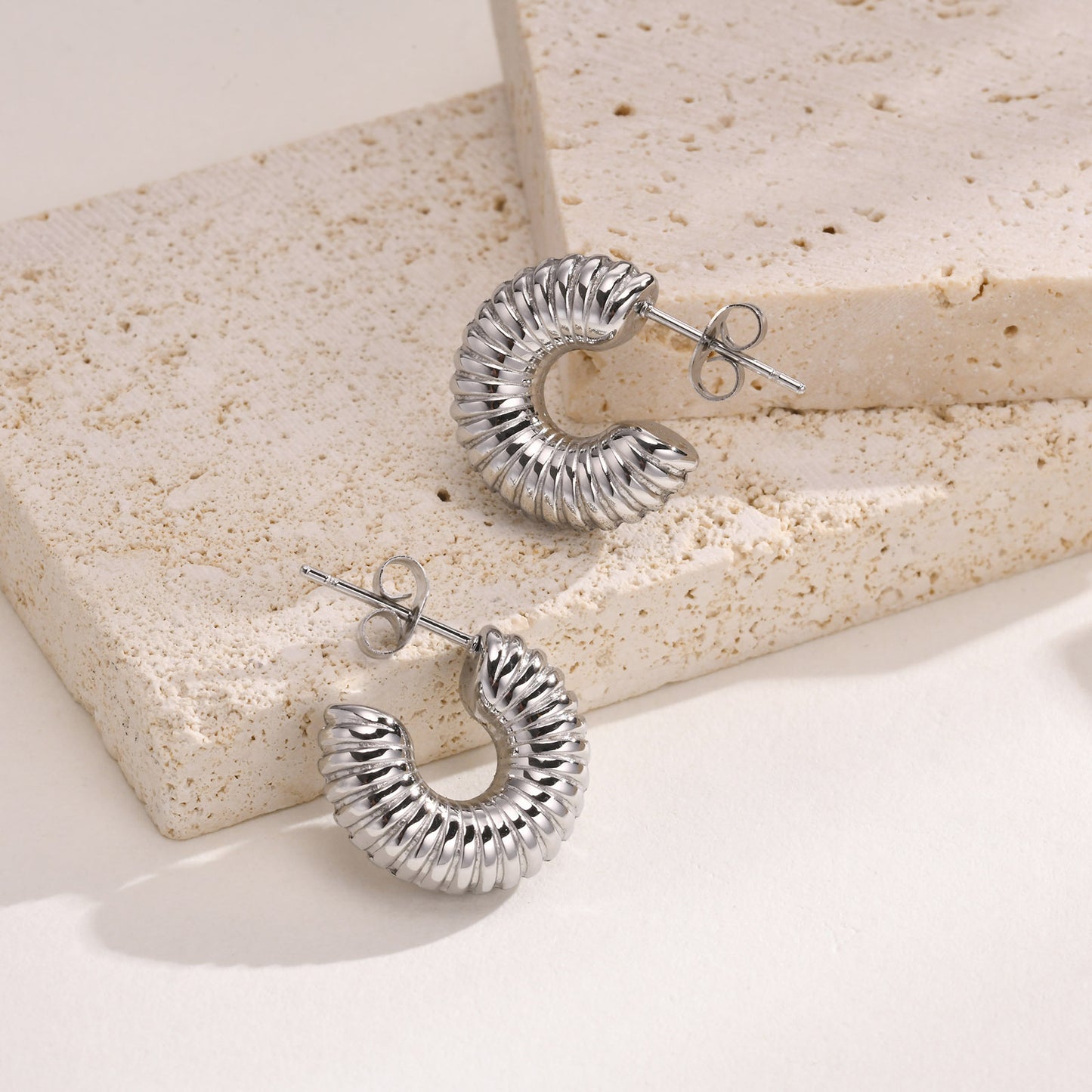 Titanium Steel Hollow Earrings Golden C-Shaped Jewelry Wholesale