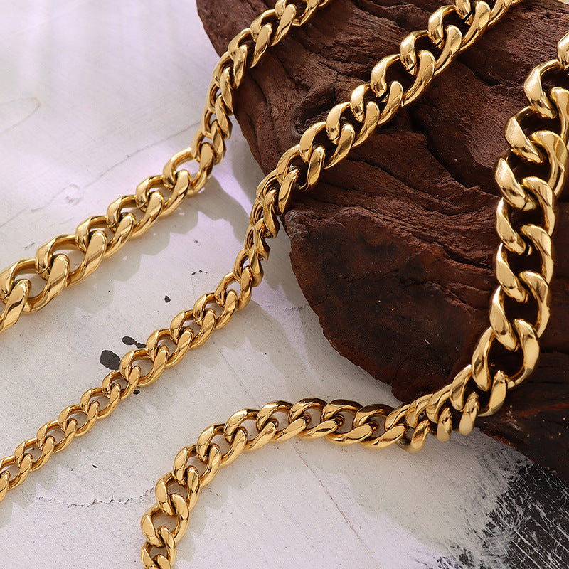 Hip-Hop Style Cuban Chain Necklace in Gold Plated Titanium Steel - Unisex Jewelry by Planderful