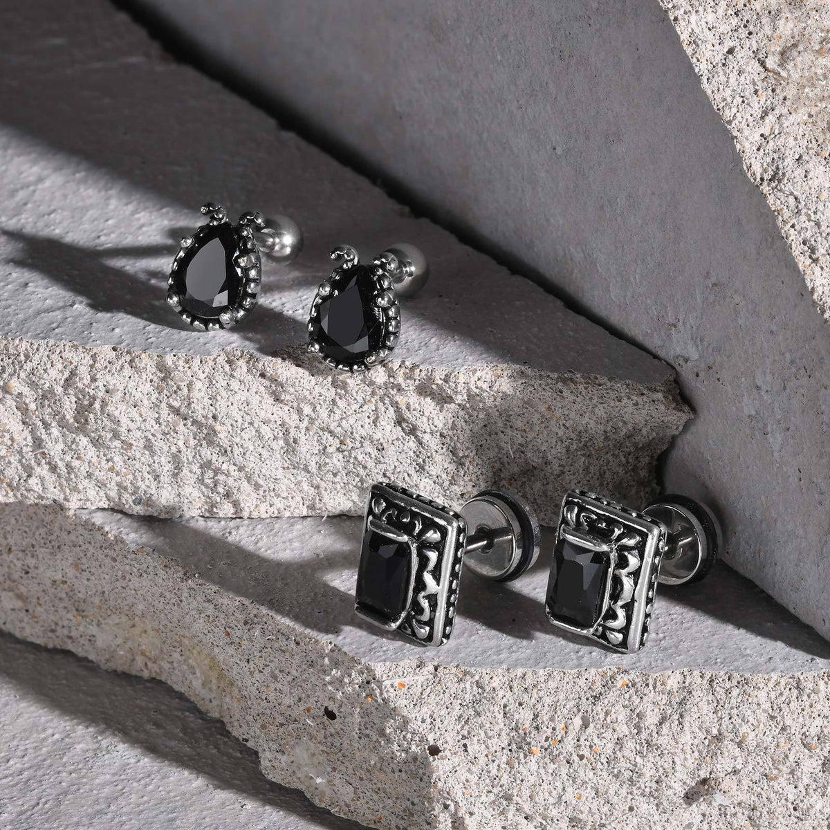 Vintage Zircon Single Earrings — Black or Clear