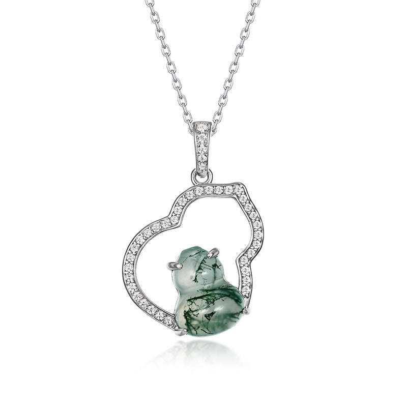 Planderful Everyday Genie Necklace – Stylish and Simple Gourd Green Moss Pendant Collarbone Chain