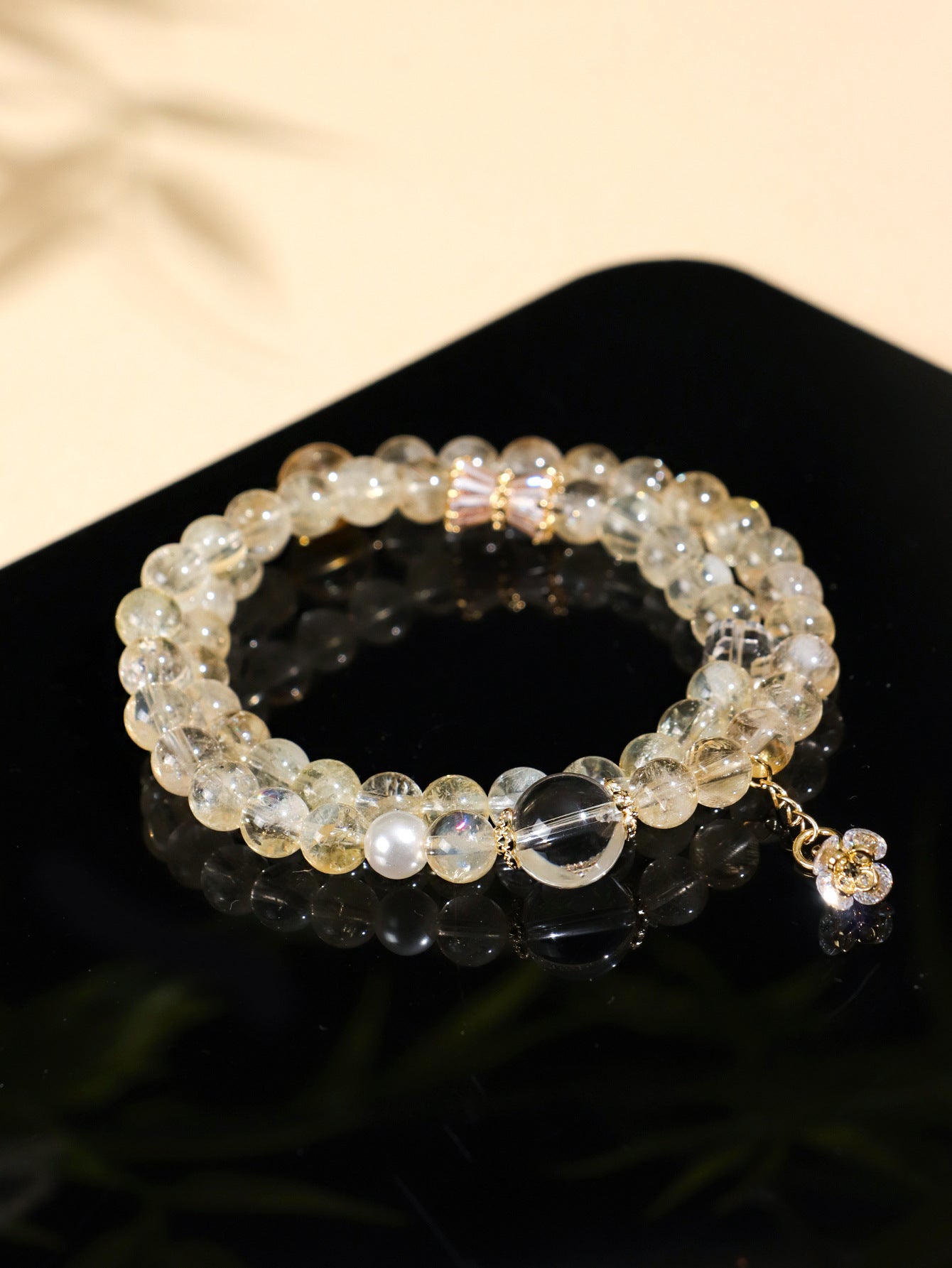 Planderful Fortune's Favor Bracelet – Elegant Natural Yellow Crystal Design