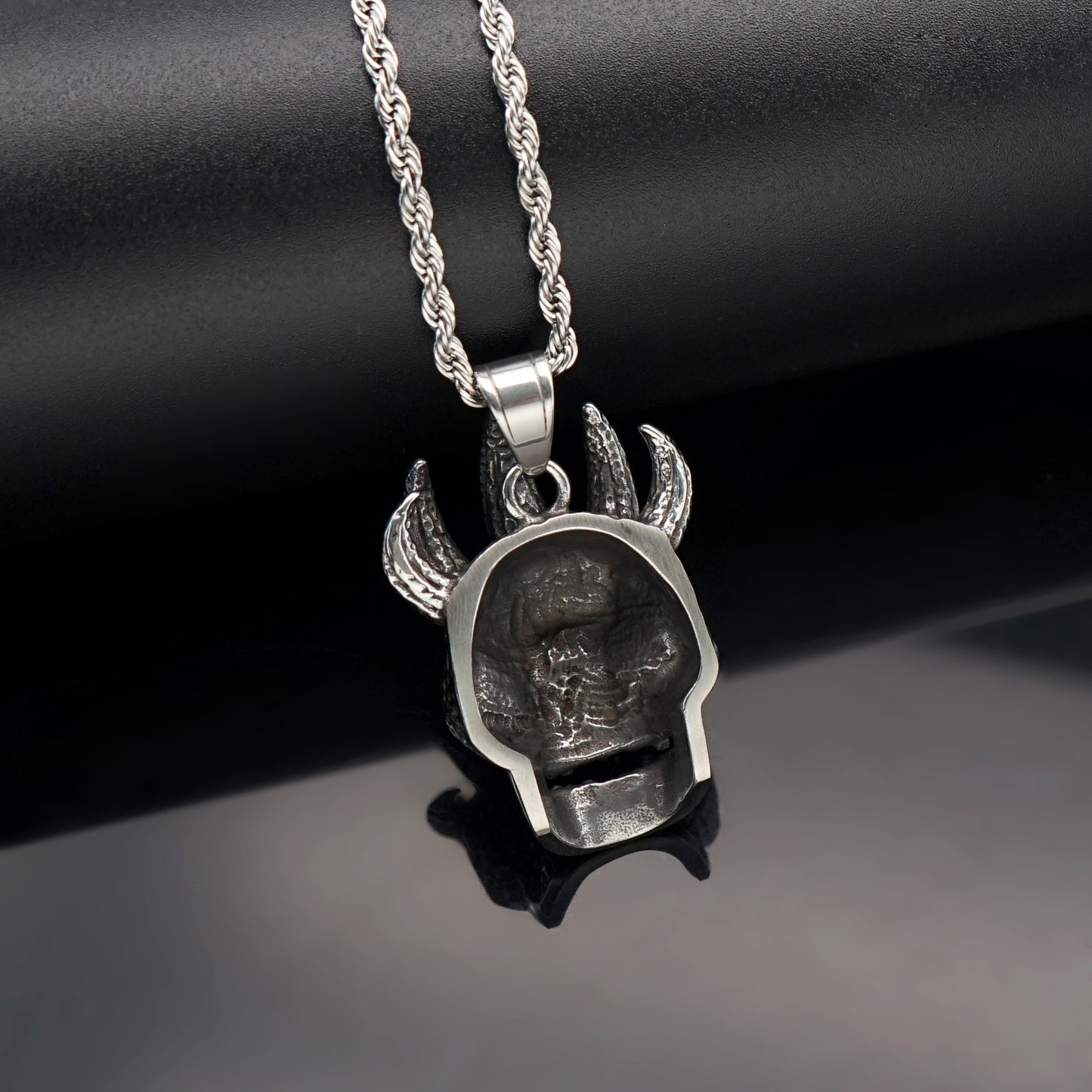 Steel Necklace - Statement Hip Hop Punk Pendant With Pentagram Skull For Everyday Streetwear