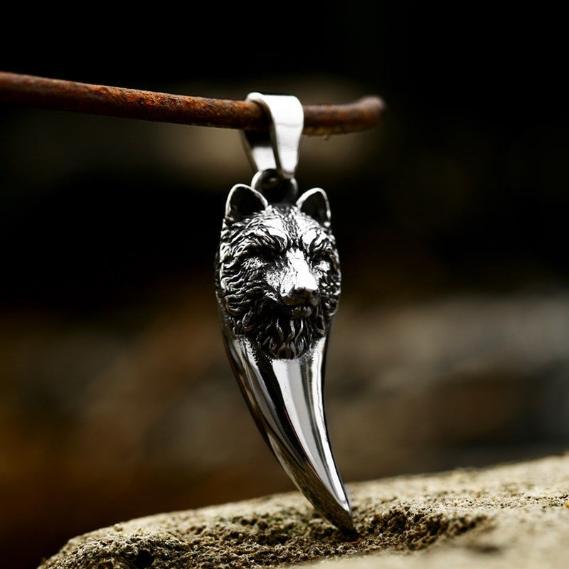 Titanium Steel Retro Wolf Head Pendant for Men - Personalized Stainless Steel Wolf Tooth Accessory