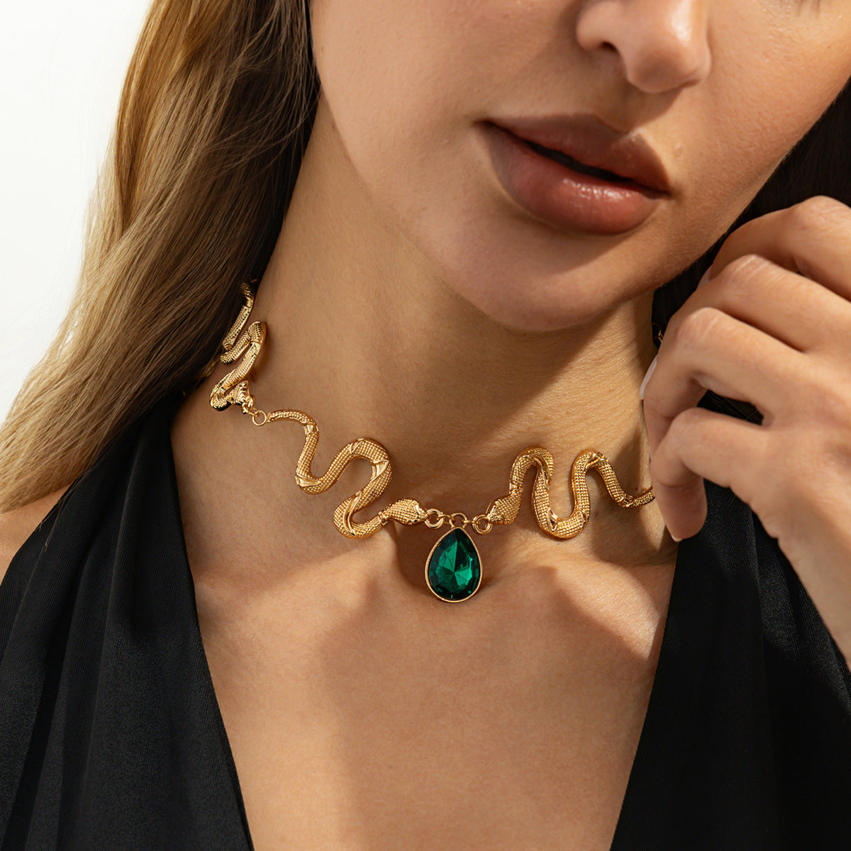 Serpentine Splicing Water Drop Gem Necklace Punk Sweet Cool Curved Geometric Collar