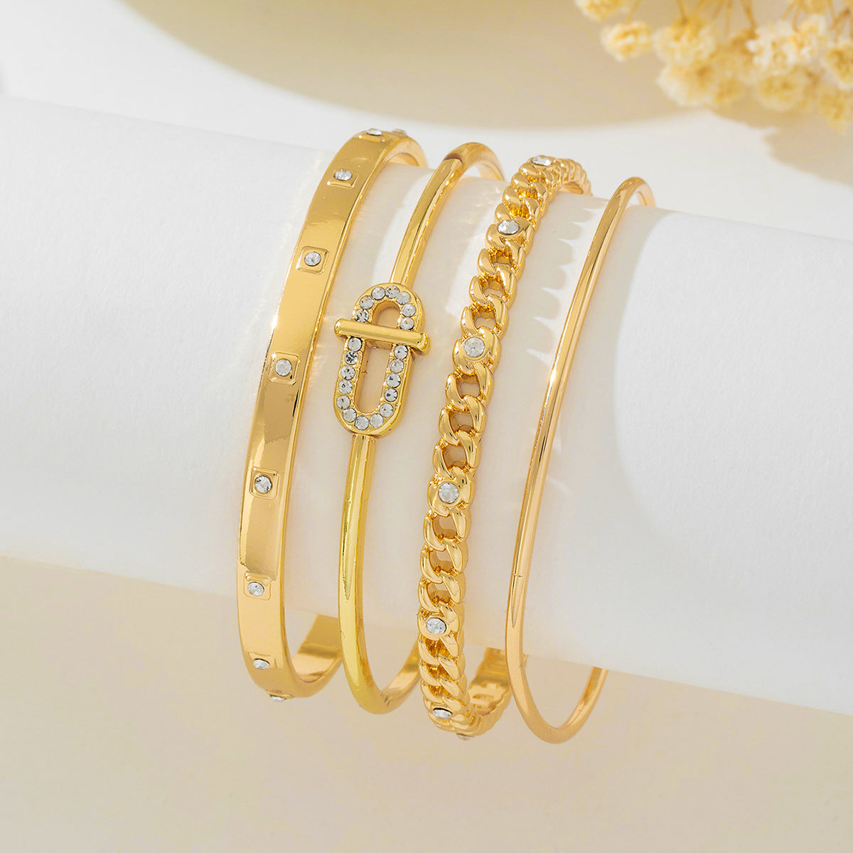 Planderful Vienna Verve Bracelet Set – Elegant Metal Star Design