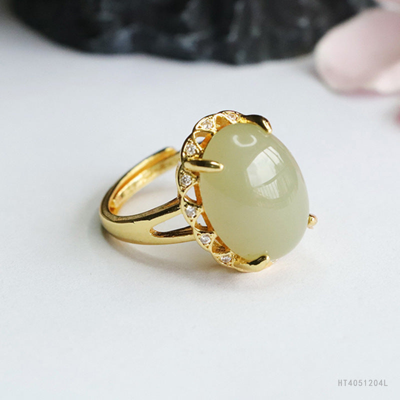 Qingshui Hetian Jade Claw-Set Ring